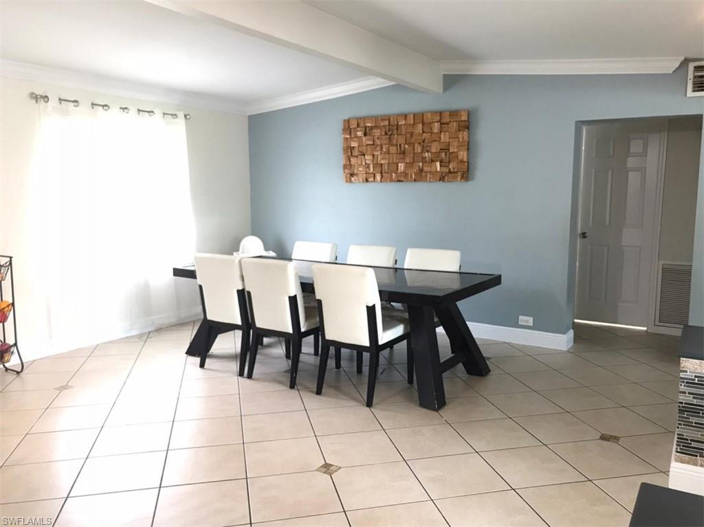 TROPICAL GARDENS - Residential