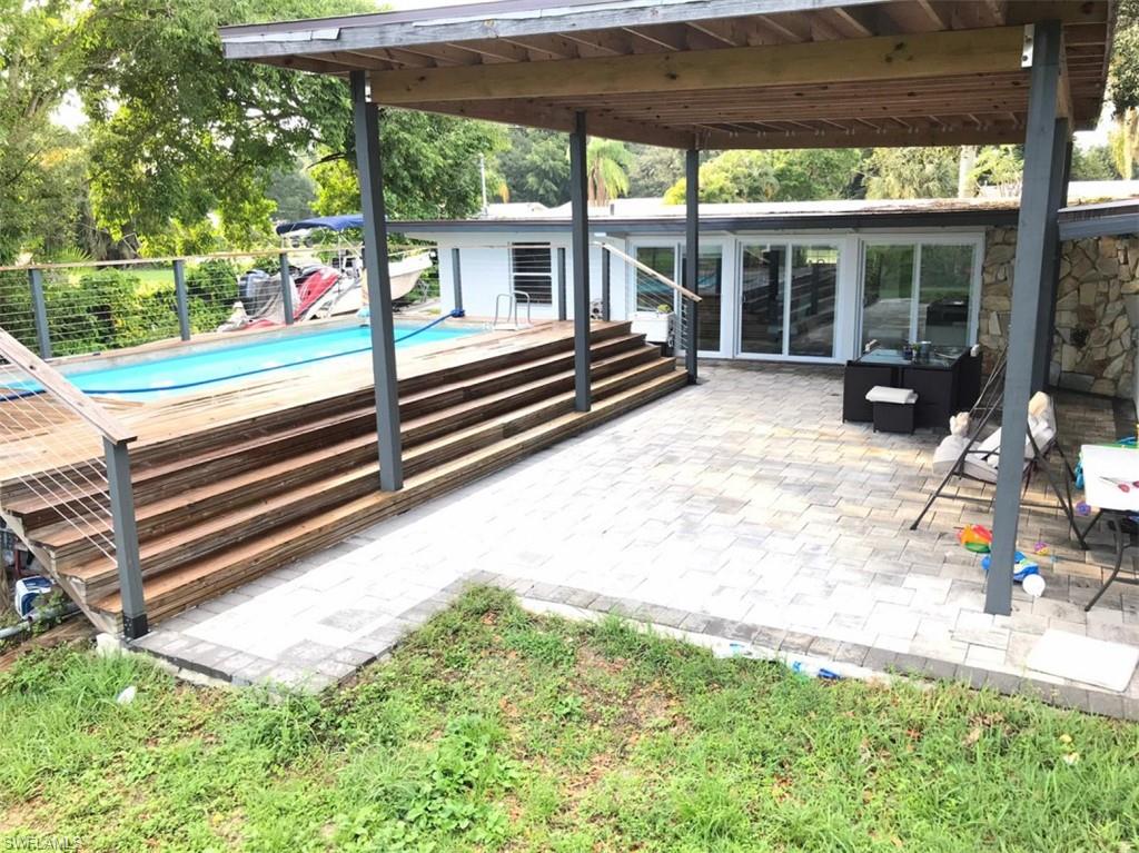 TROPICAL GARDENS - Residential