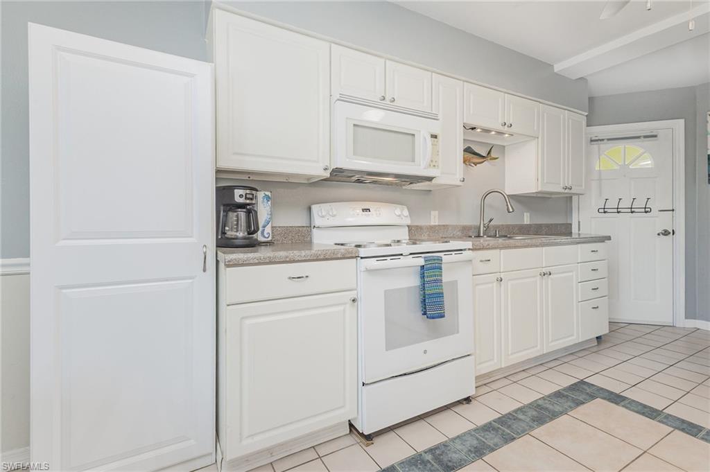 BUCCANEER INN CONDO - Residential