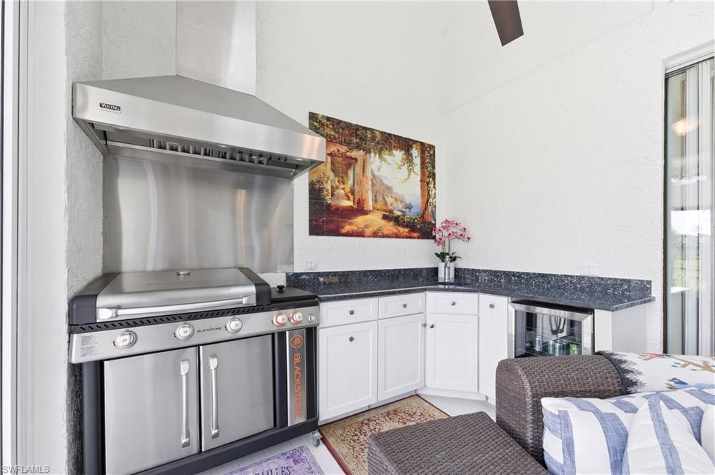 LEEWARD CAY - Residential