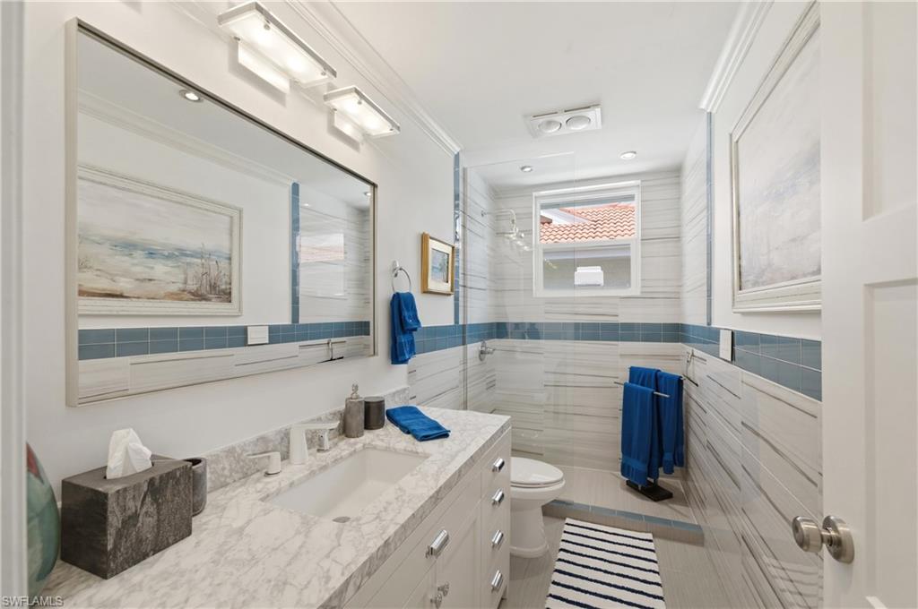 LEEWARD CAY - Residential