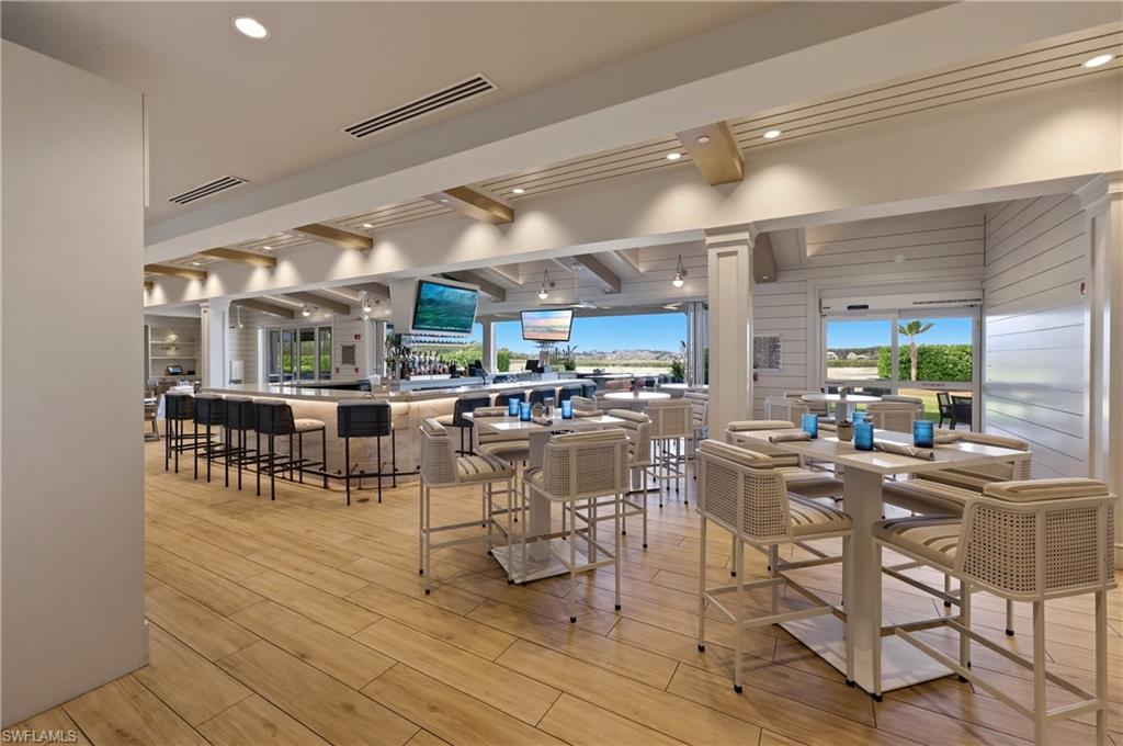 LEEWARD CAY - Residential