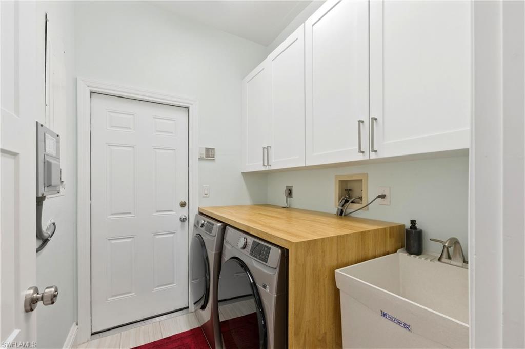 LEEWARD CAY - Residential