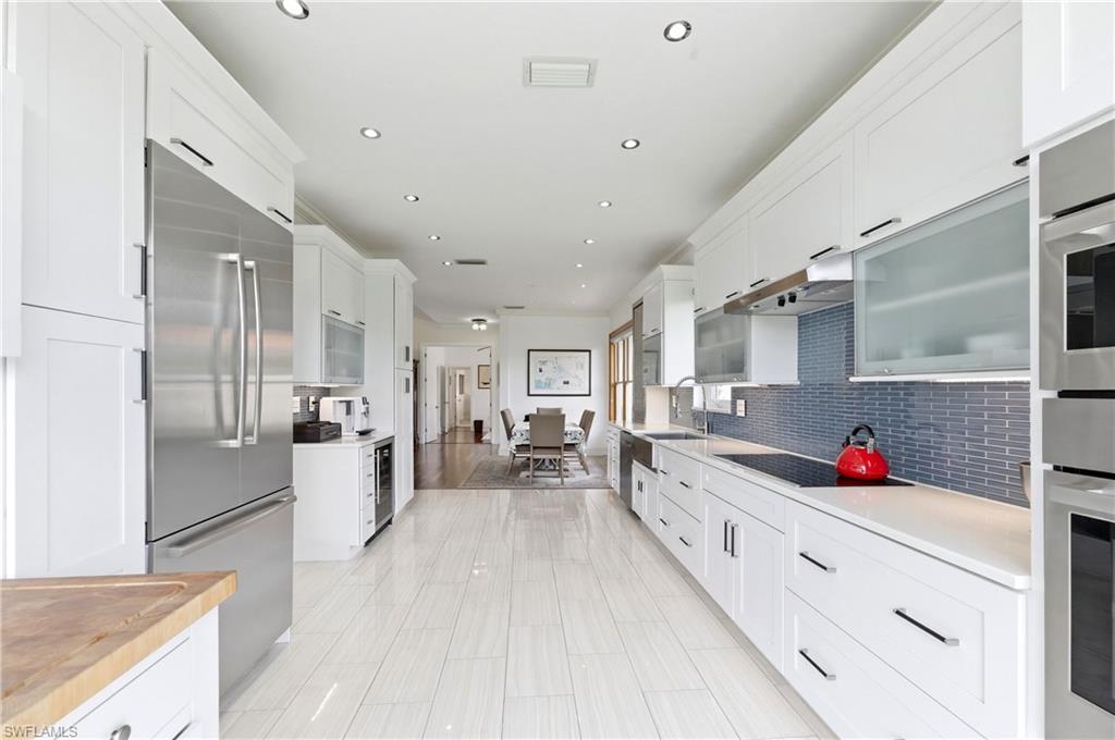 LEEWARD CAY - Residential