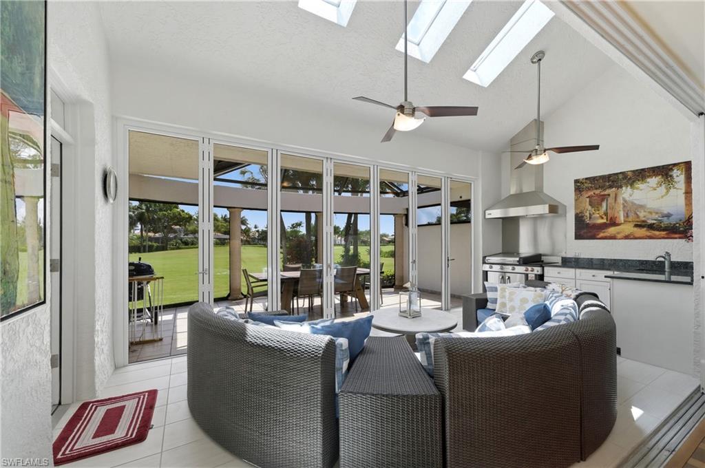 LEEWARD CAY - Residential