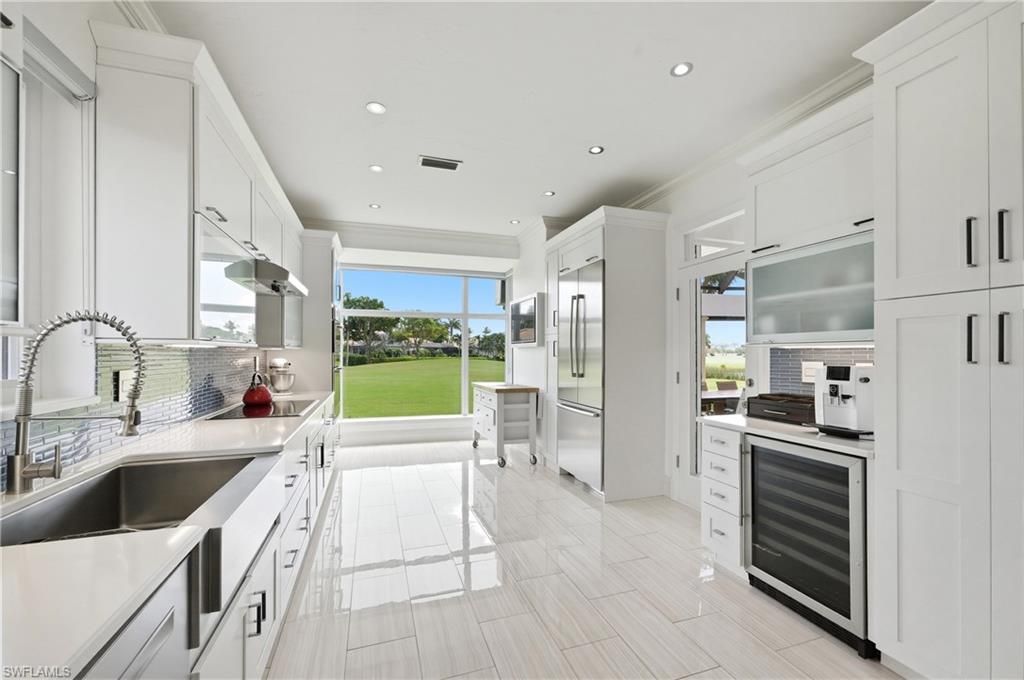 Photo of 4451 Yacht Harbor DR, NAPLES, FL 34112 (MLS # 226014925)