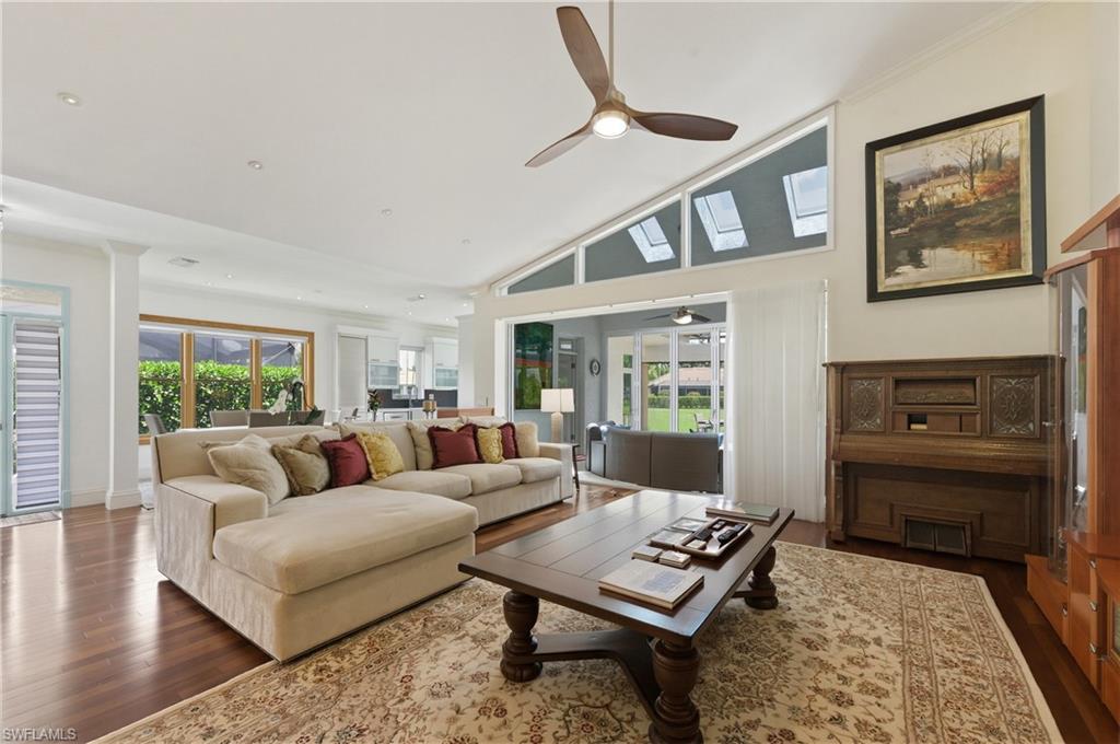 LEEWARD CAY - Residential