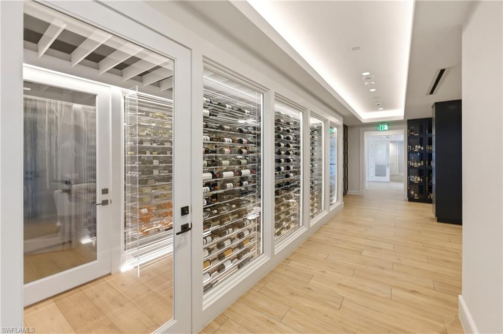 LEEWARD CAY - Residential