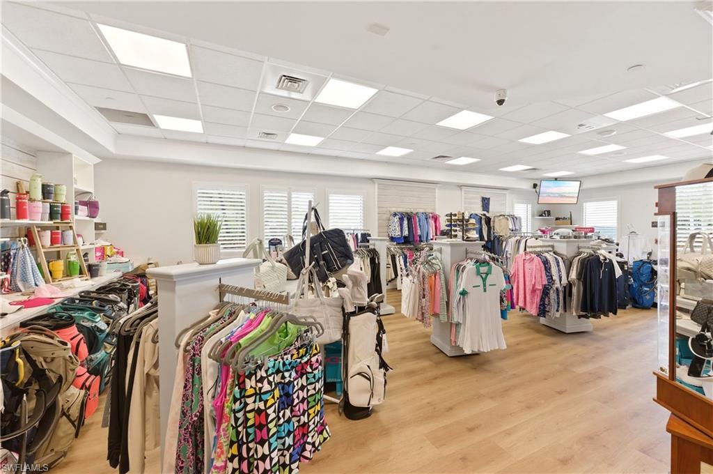 LEEWARD CAY - Residential