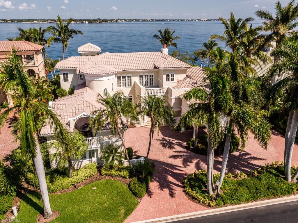 EDGEWATER - Residential