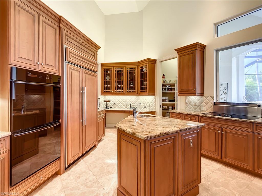 BANYAN ISLAND - Residential