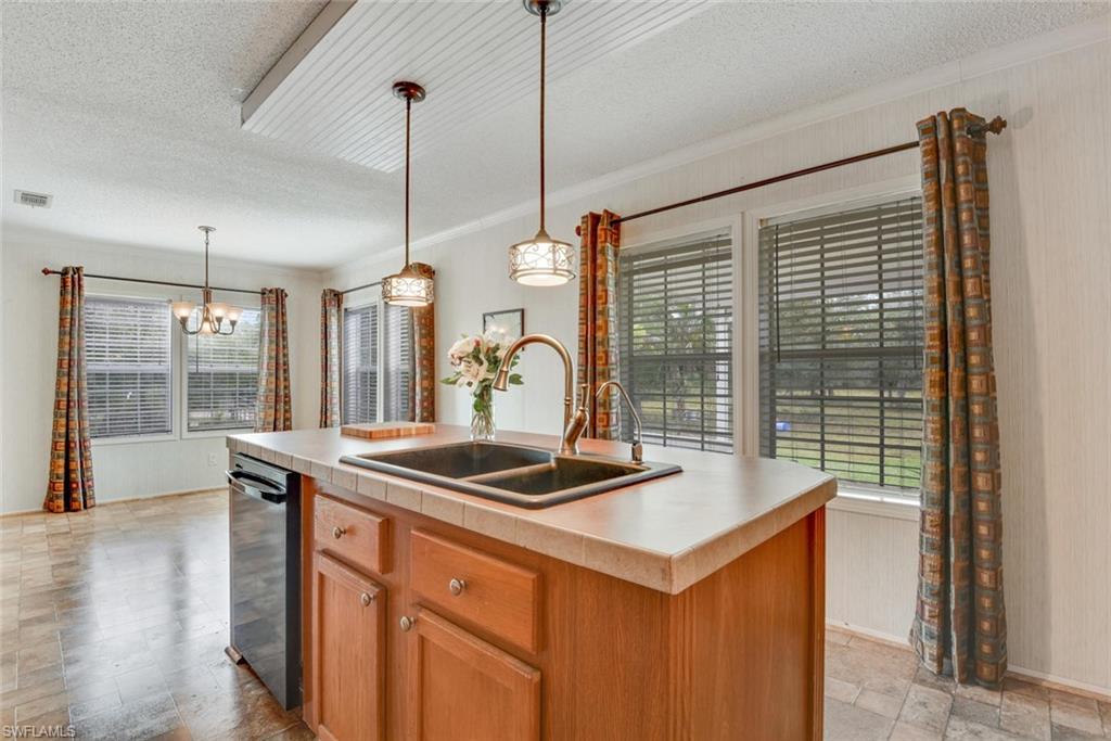 ACREAGE HEADER - Residential