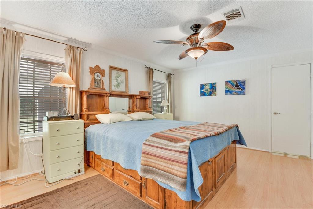 ACREAGE HEADER - Residential