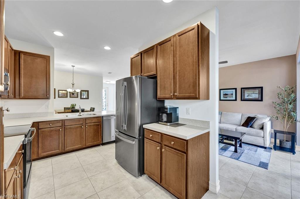 PORTOFINO SPRINGS - Residential