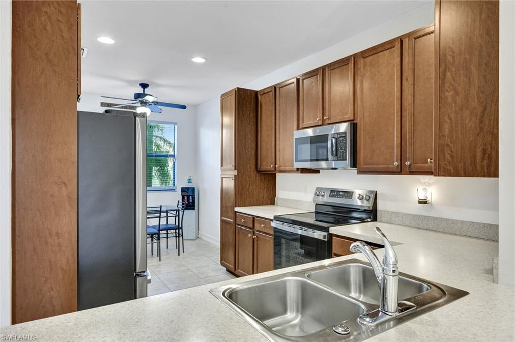 PORTOFINO SPRINGS - Residential