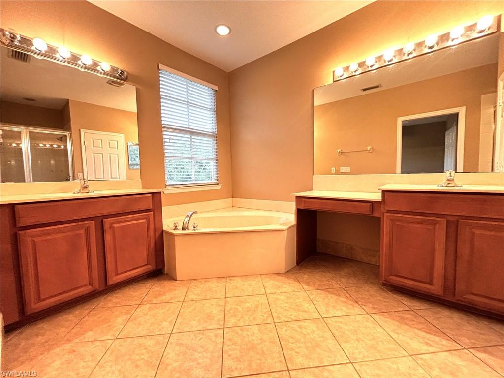 TOWNHOMES OF SAN SIMEON - Residential Lease