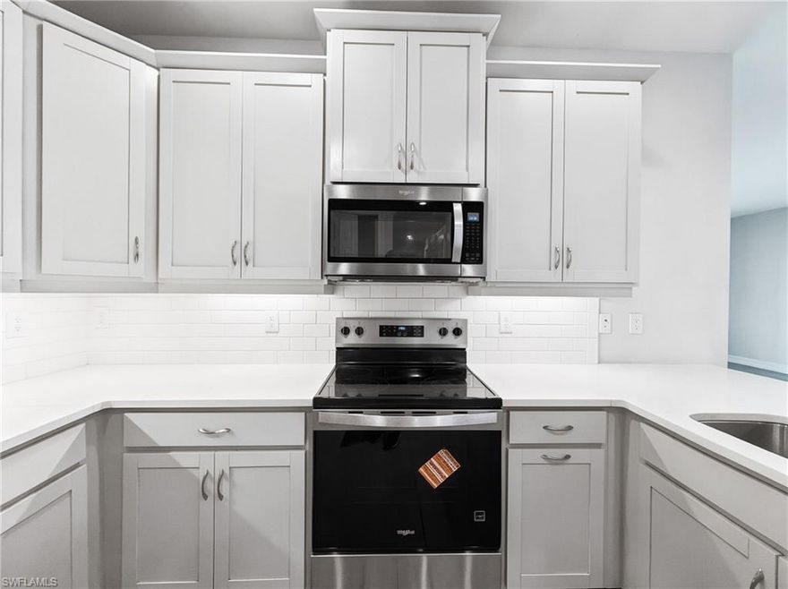 Stunning 2022-built lakefront villa in the desirable Enbrook community of South Naples!
This 3-bed, 2 bath, 2-car garage Carrington model offers 1,503 sq ft of thoughtfully designed
living space on a premium corner lot with southern exposure and tranquil lake views.
Step inside to an open-concept floor plan featuring plank tile flooring throughout, a light and bright
interior, and a beautifully appointed kitchen with quartz countertops, custom cabinetry, stainless
steel appliances, and a spacious island—perfect for entertaining. The versatile den can easily
function as a third bedroom, office, or flex space.
Enjoy indoor-outdoor living with a screened-in lanai overlooking the lake, ideal for relaxing or
entertaining year-round. The home also features impact-resistant windows and doors, smart
home technology, and a spacious 2-car garage.
Located just a 2-minute walk to the resort-style clubhouse, residents enjoy access to a pool,
fitness center, tennis, pickleball, and social spaces. Conveniently situated between US-41 and
Collier Blvd, just minutes to Marco Island, downtown Naples, shopping, dining, and beaches.