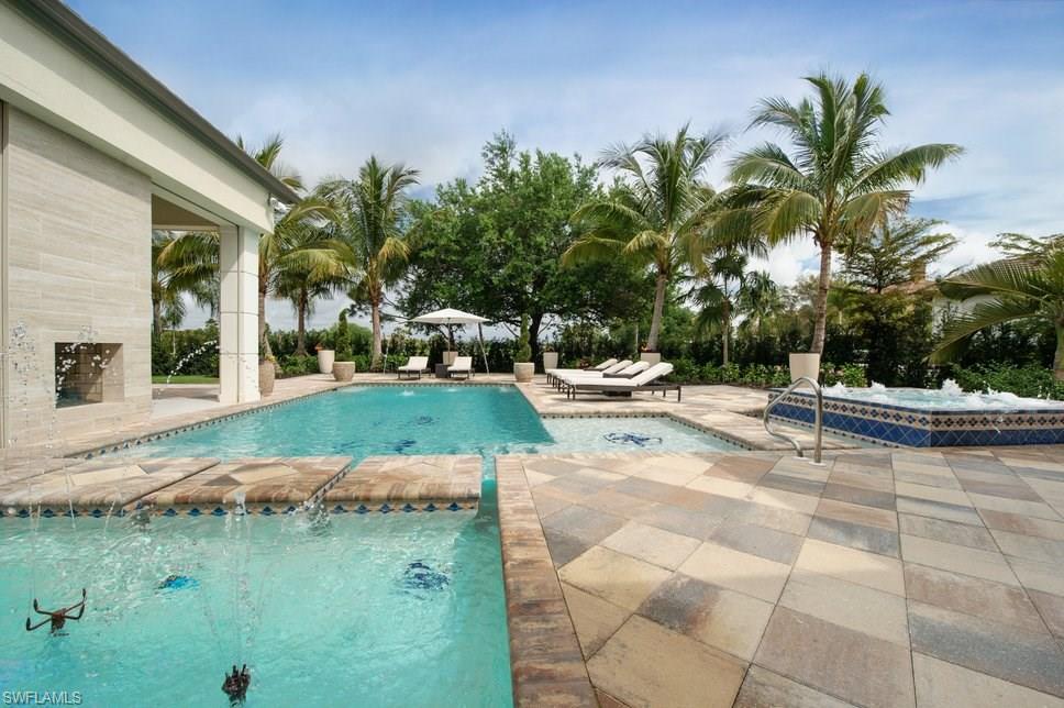 QUAIL WEST - Residential