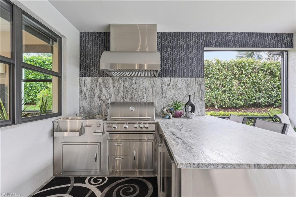 WINDING CYPRESS - Residential