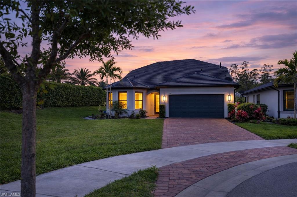 WINDING CYPRESS - Residential