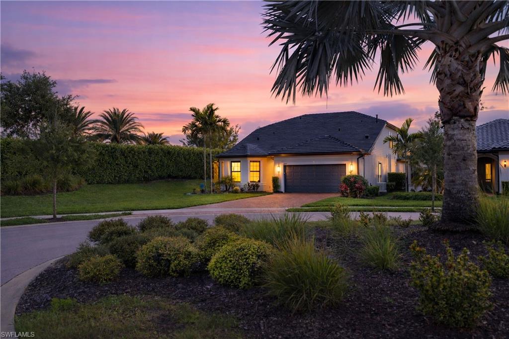 WINDING CYPRESS - Residential