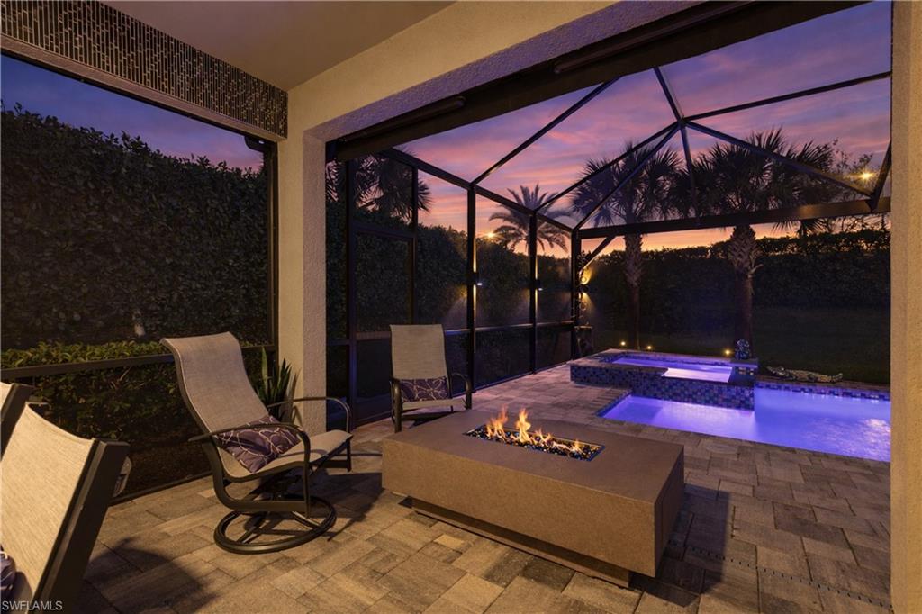 WINDING CYPRESS - Residential