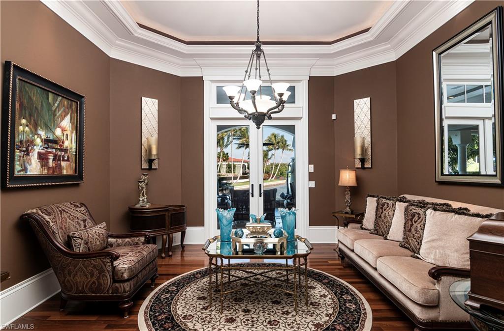 ROYAL HARBOR - Residential