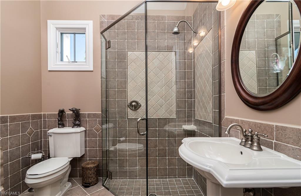 ROYAL HARBOR - Residential