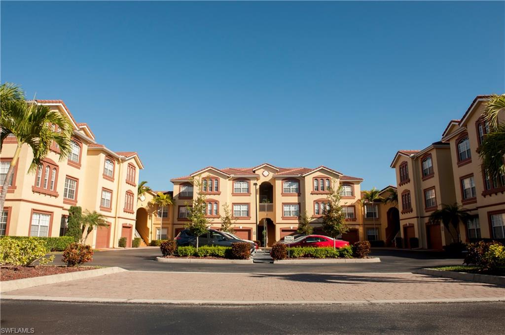 GARDENS AT BEACHWALK - Residential