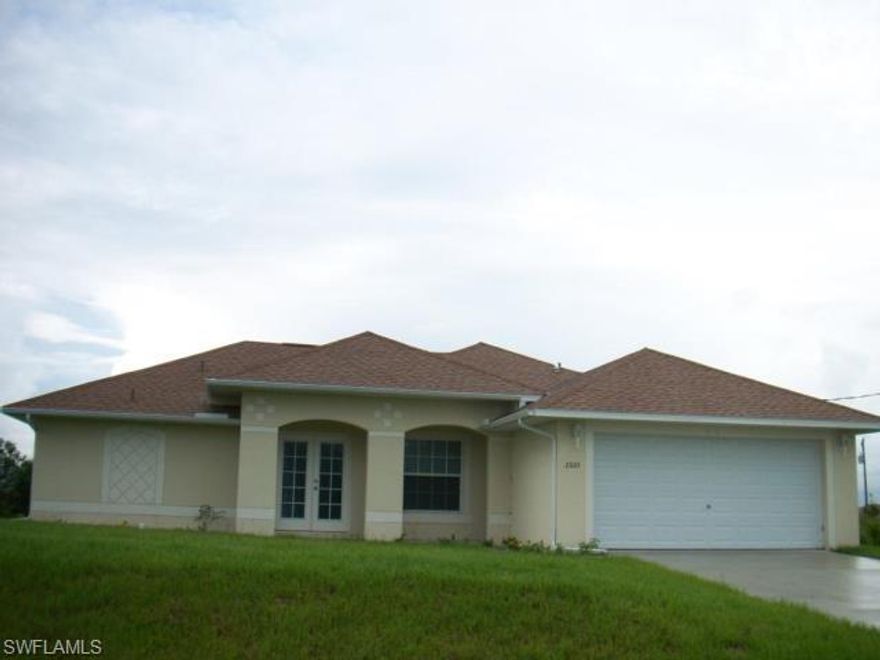 Investor Alert:  Large 4 bedroom + Den, 2 bath home with 2 car garage needs a little TLC to make it a beautiful home again. Living area is spacious and has open floorplan with split bedrooms. Large master bedroom has private bathroom with garden tub, separate shower, closet commode and walk in closet.  Guest bath has pool door for future pool. No appliances, needs paint and flooring. This home won't last!