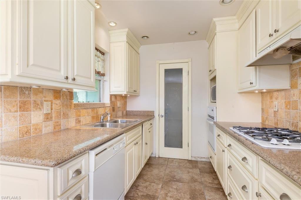 PORT CHARLOTTE - Residential