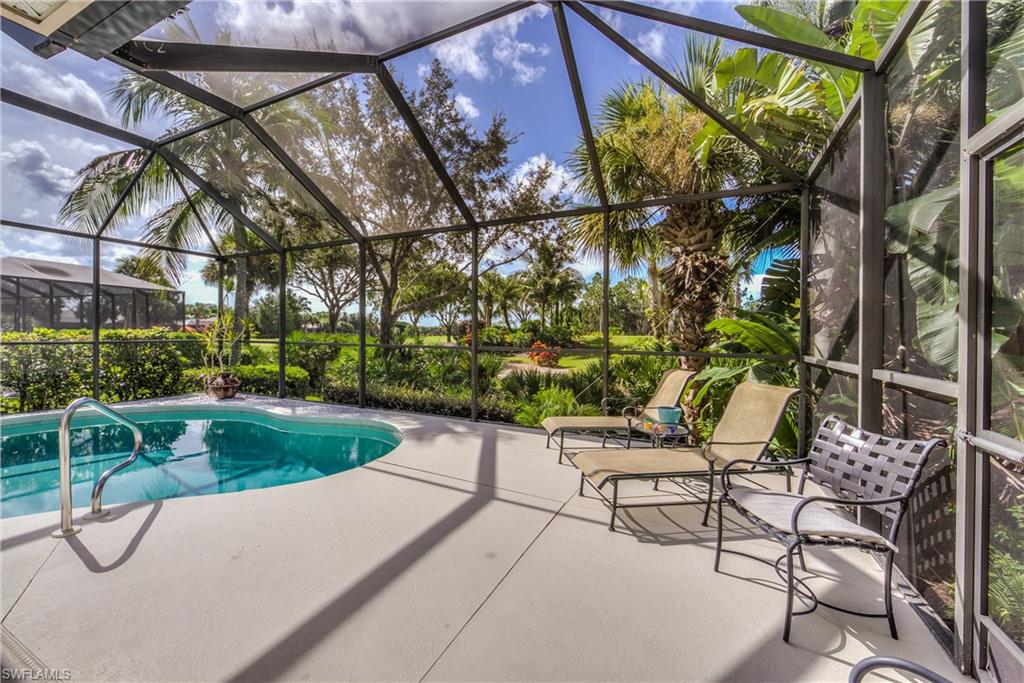 CROWN COLONY - Residential