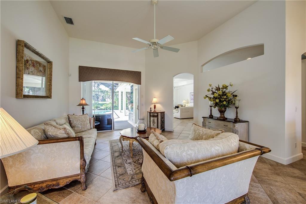 CROWN COLONY - Residential