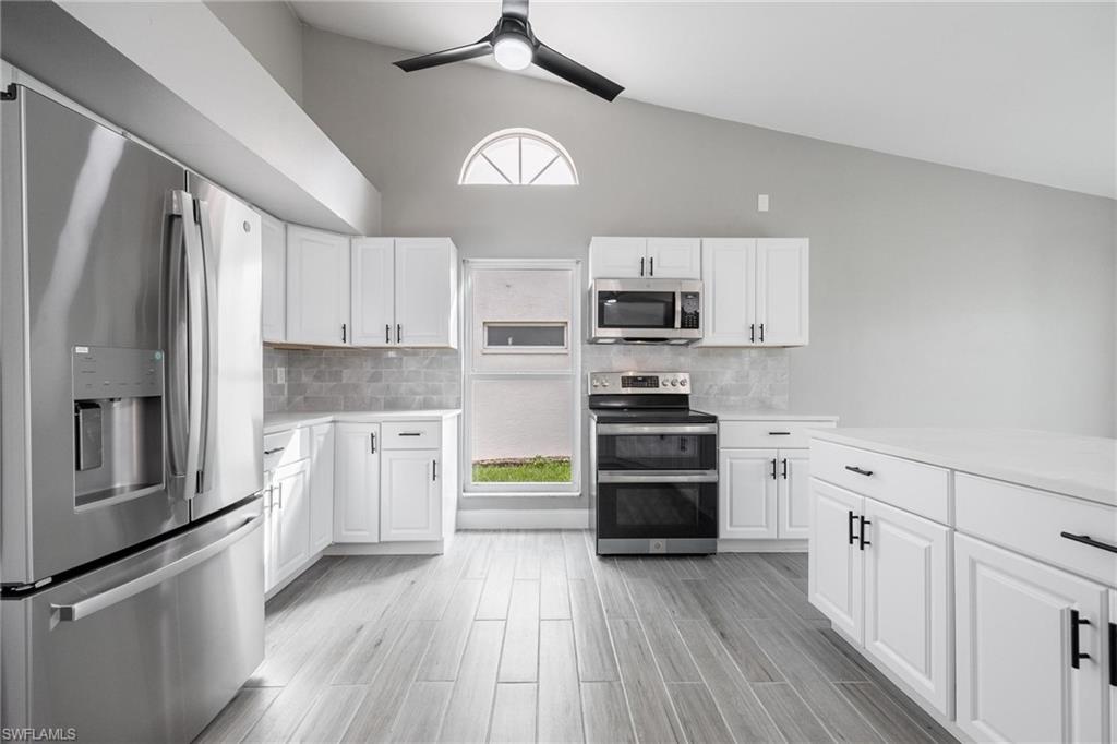 KELLY GREENS - Residential