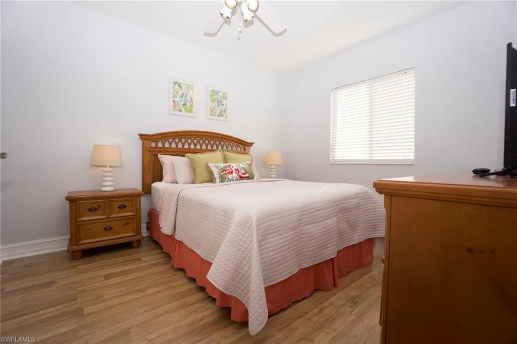 Naples, Florida 34104, United States, 2 Bedrooms Bedrooms, ,2 BathroomsBathrooms,Residential,Active,127835