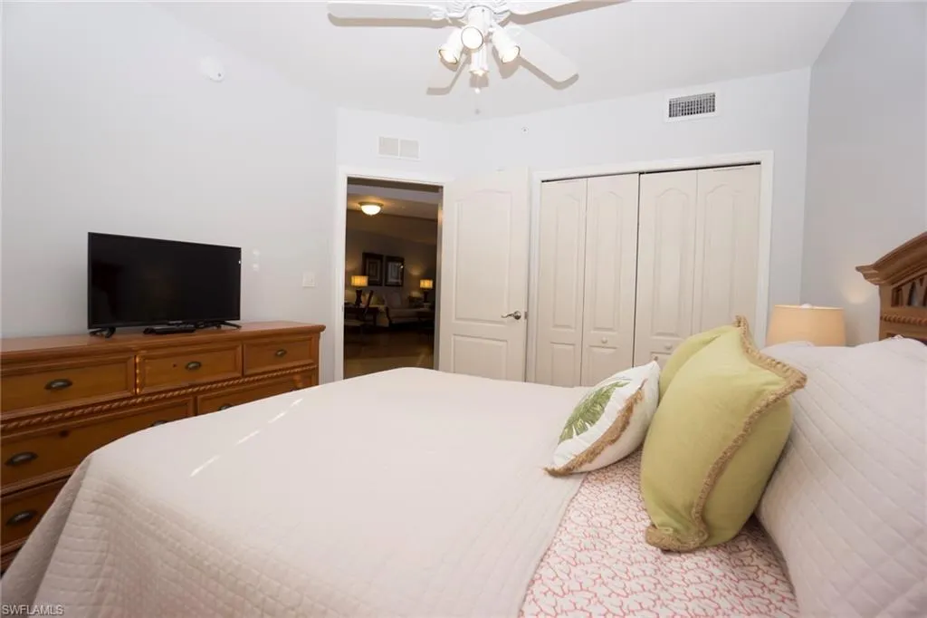 Naples, Florida 34104, United States, 2 Bedrooms Bedrooms, ,2 BathroomsBathrooms,Residential,Active,127835