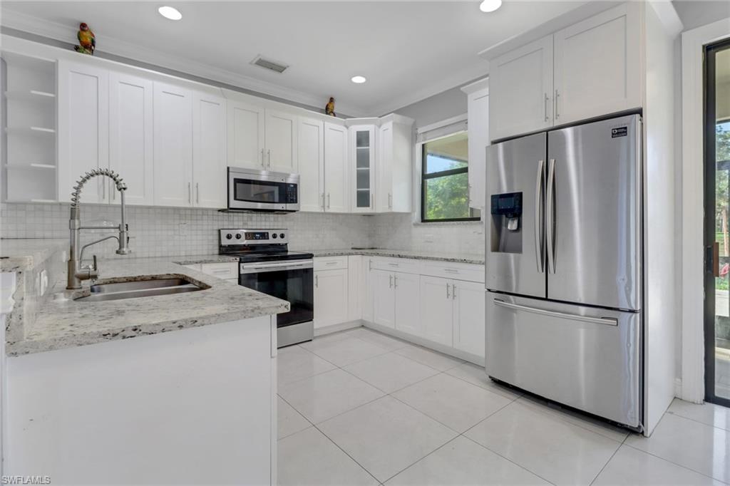 GOLDEN GATE ESTATES - Residential