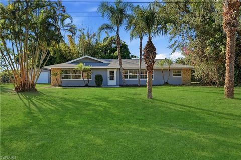 1939 Flamingo DR NORTH FORT MYERS FL 33917