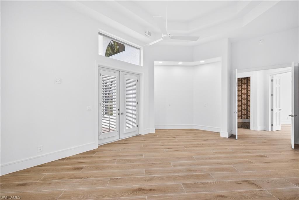 EDGEWATER - Residential