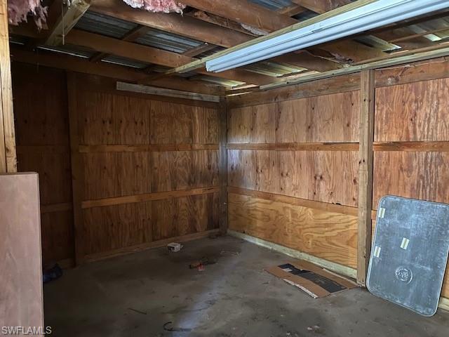 LABELLE - Commercial Sale