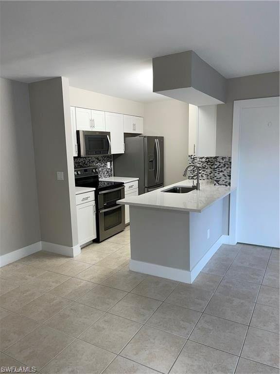 GRANADA LAKES - Residential