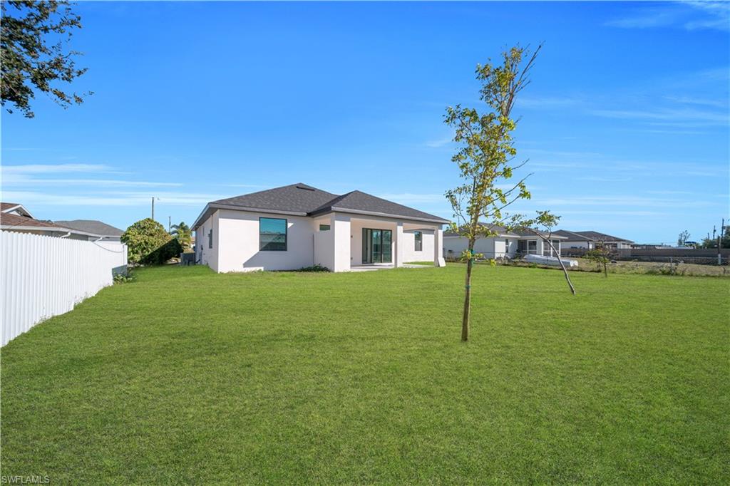 CAPE CORAL - Residential