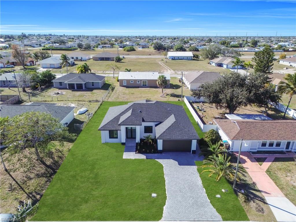 CAPE CORAL - Residential