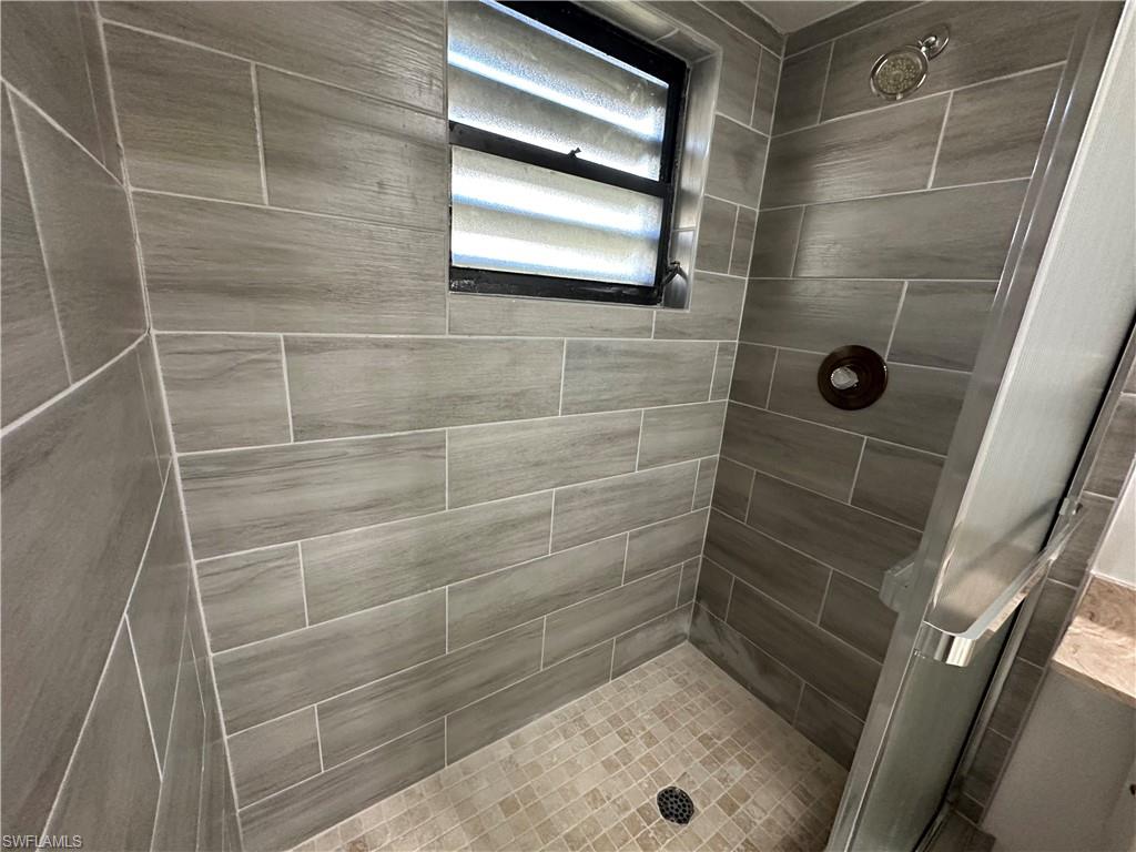 PINEBROOK - Residential Lease