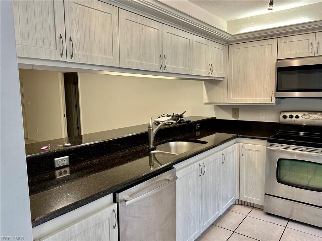 PINEBROOK - Residential Lease