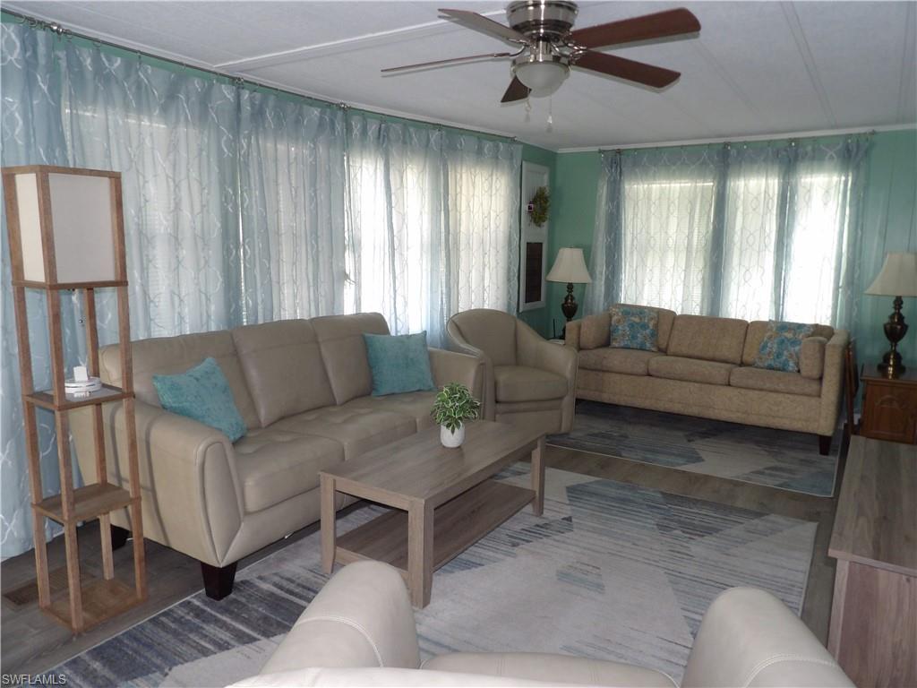 FOREST PARK MOBILE HOME - Residential