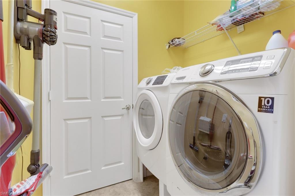 ASHTON OAKS - Residential