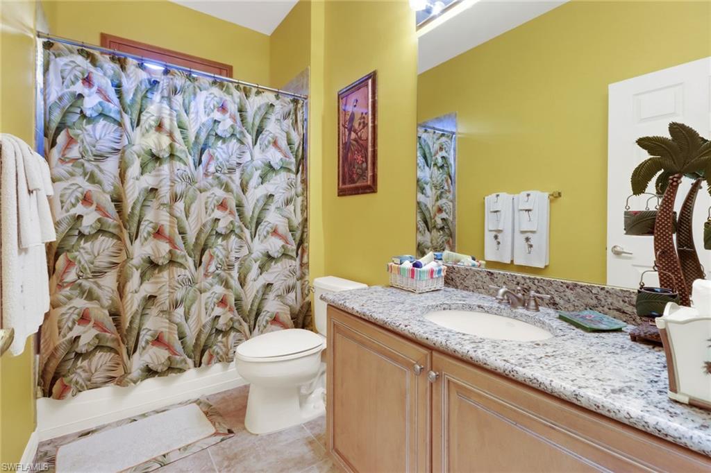 ASHTON OAKS - Residential