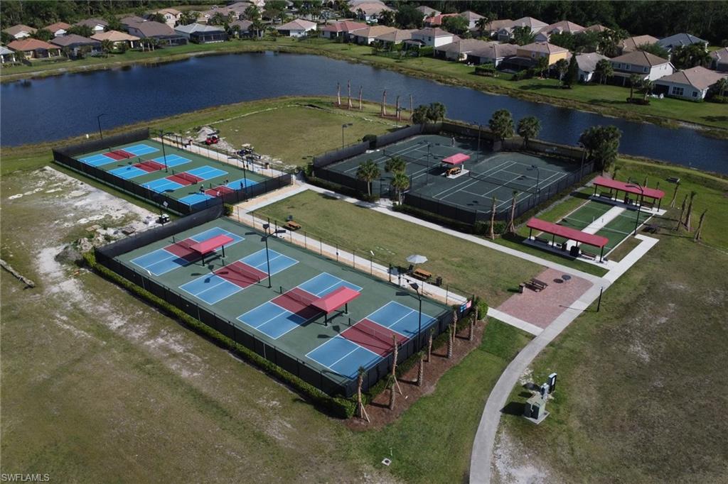 ASHTON OAKS - Residential