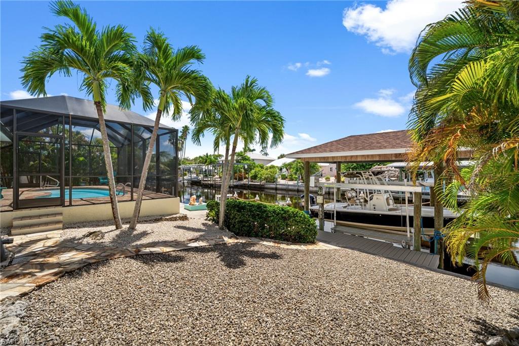 MANATEE BAY UNRECORDED SUBDIVISION - Residential